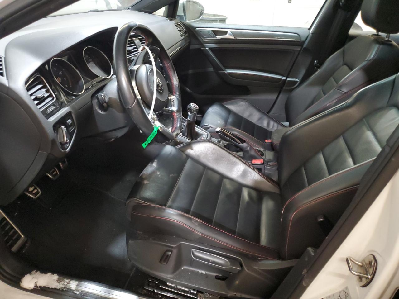 2018 Volkswagen GTI - Image 7
