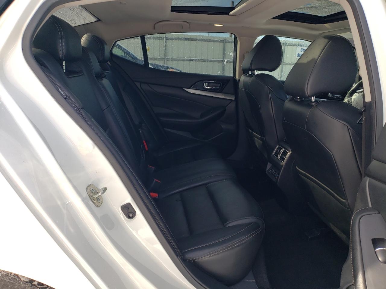 2020 Nissan Maxima - Image 11