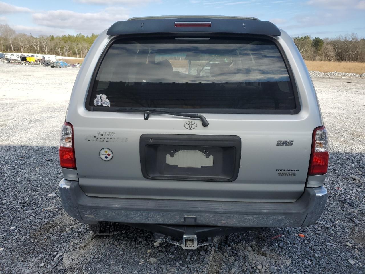 2001 Toyota 4Runner - Image 6