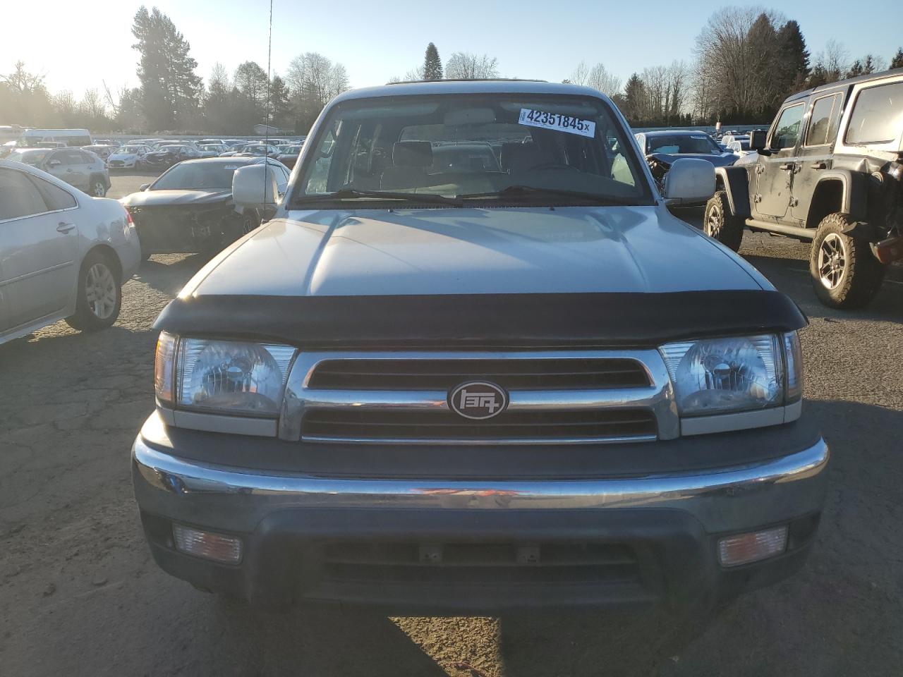 2000 Toyota 4Runner - Image 5