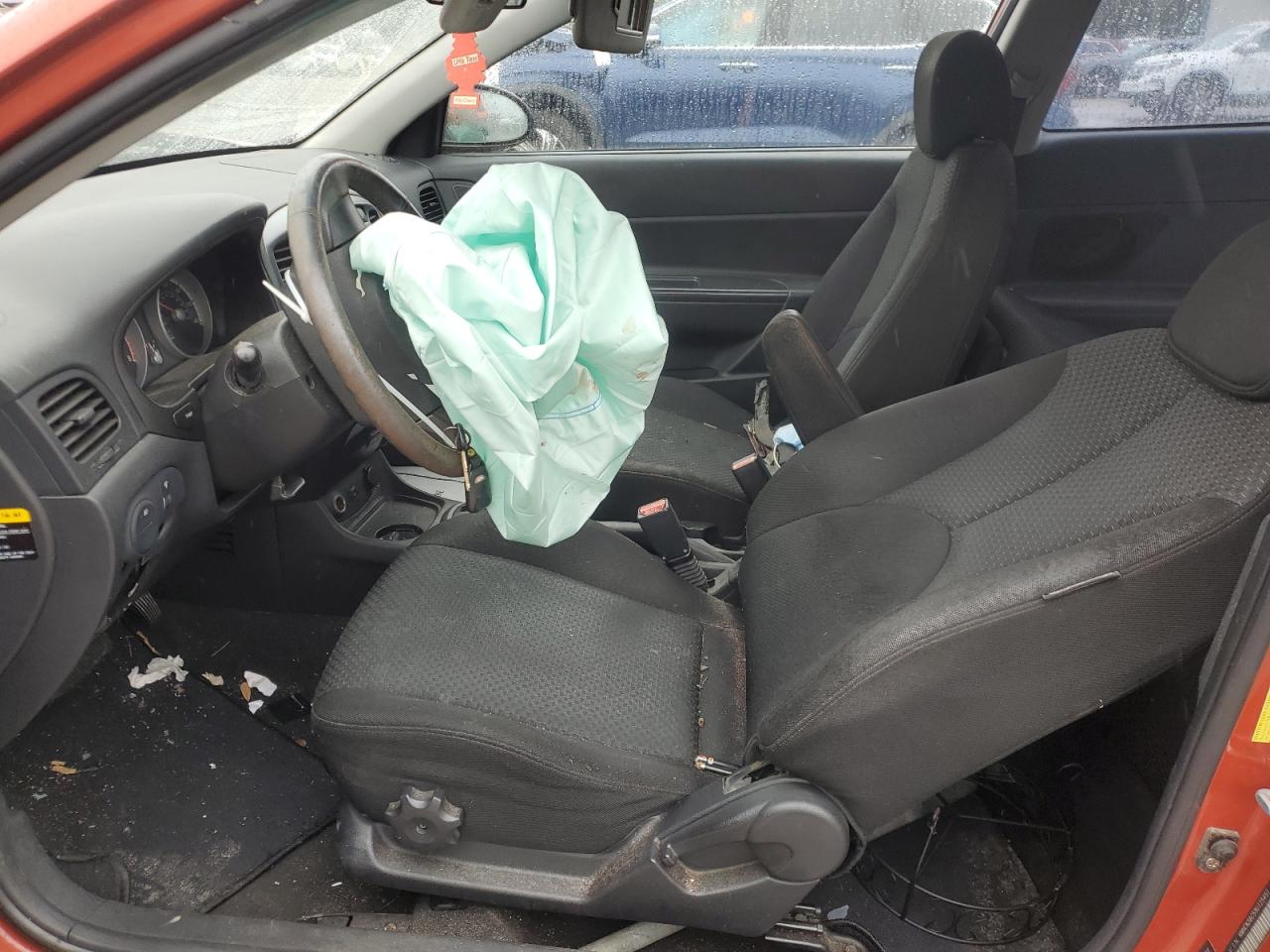 2009 Hyundai Accent - Image 7