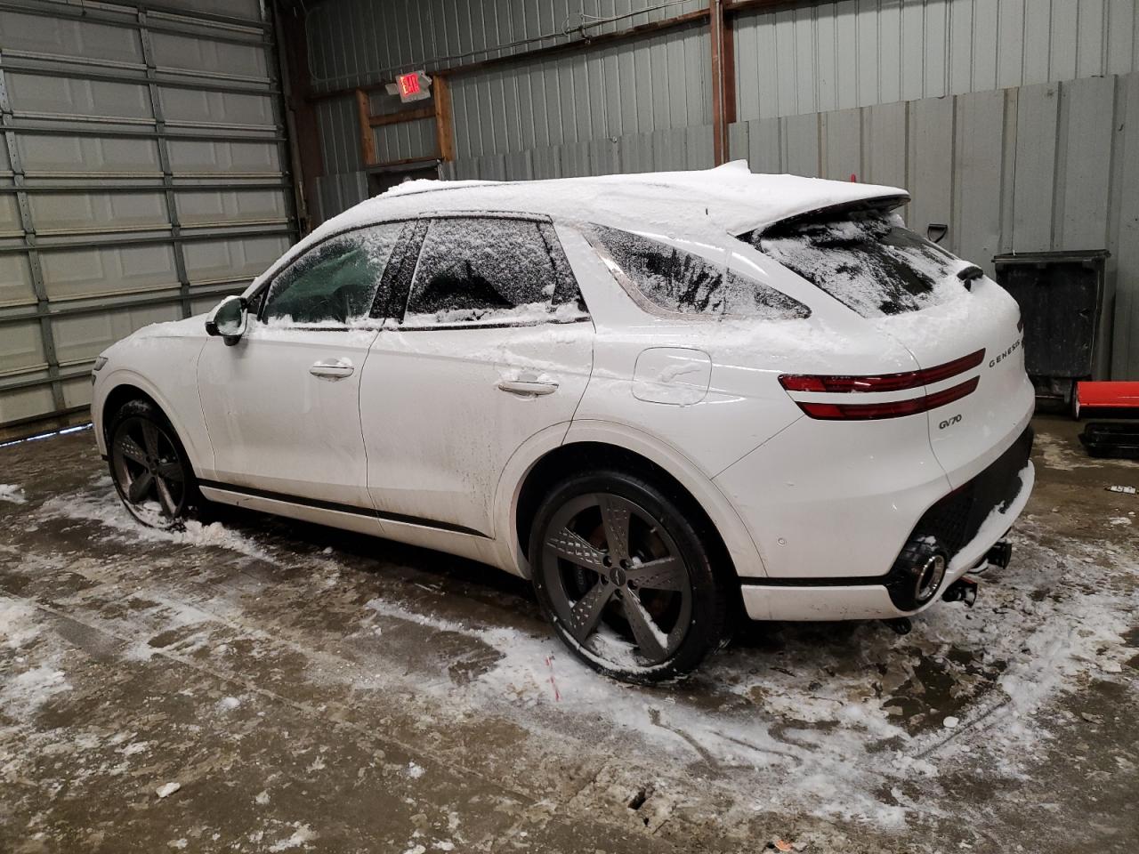 2024 Genesis GV70 - Image 2