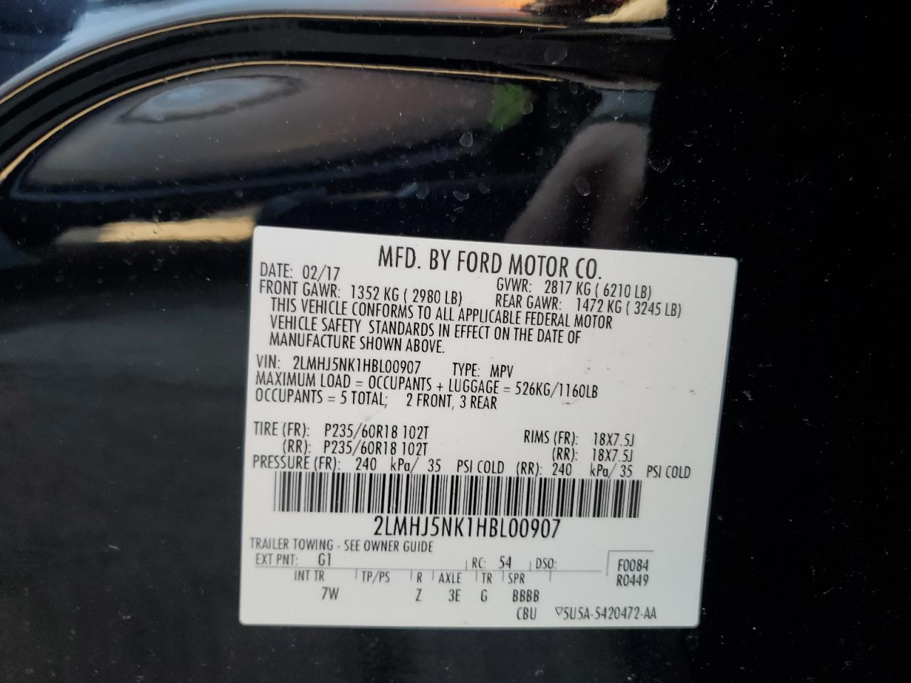 2017 Lincoln MKT - Image 13