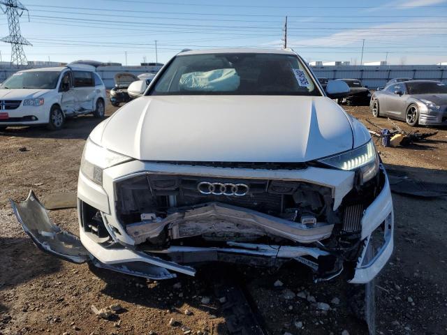  AUDI Q8 2023 Biały