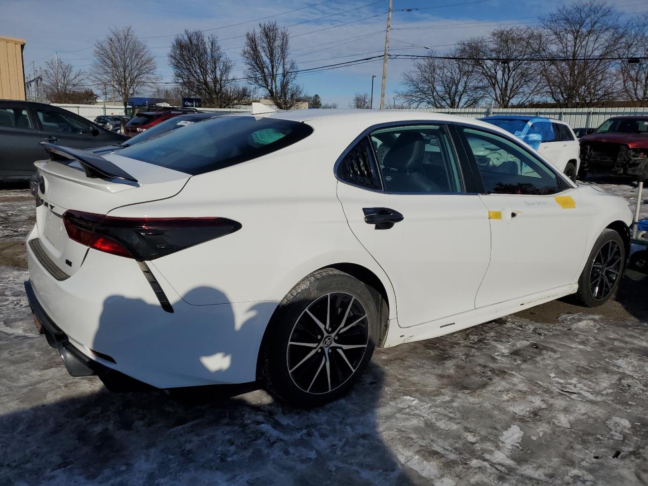 2021 Toyota Camry - Image 3