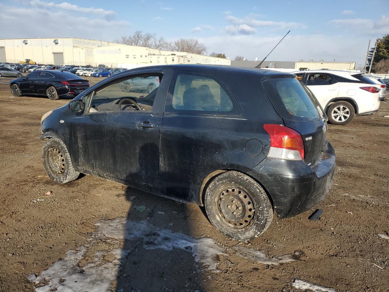 2009 Toyota Yaris - Image 2