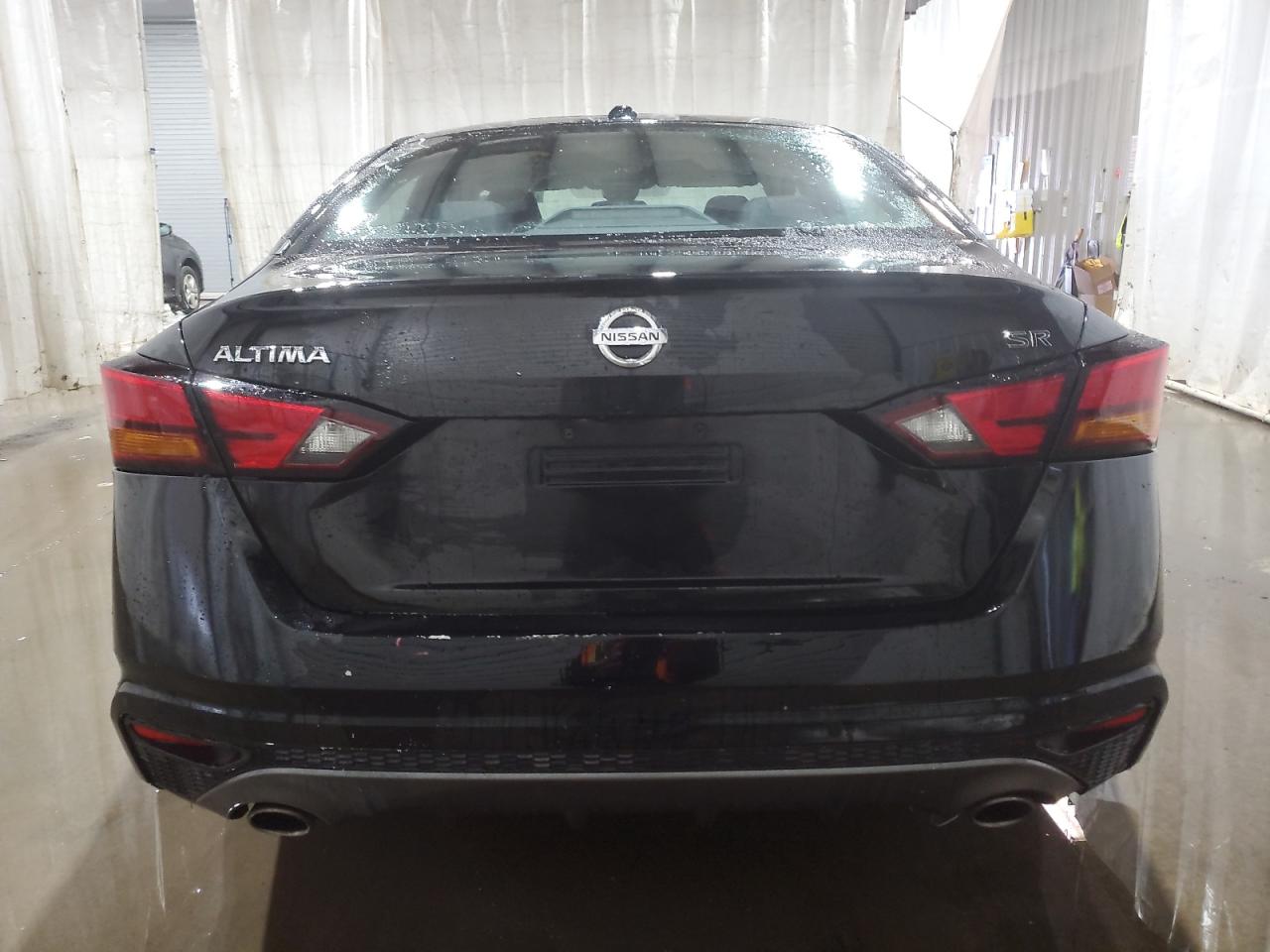 2021 Nissan Altima - Image 6