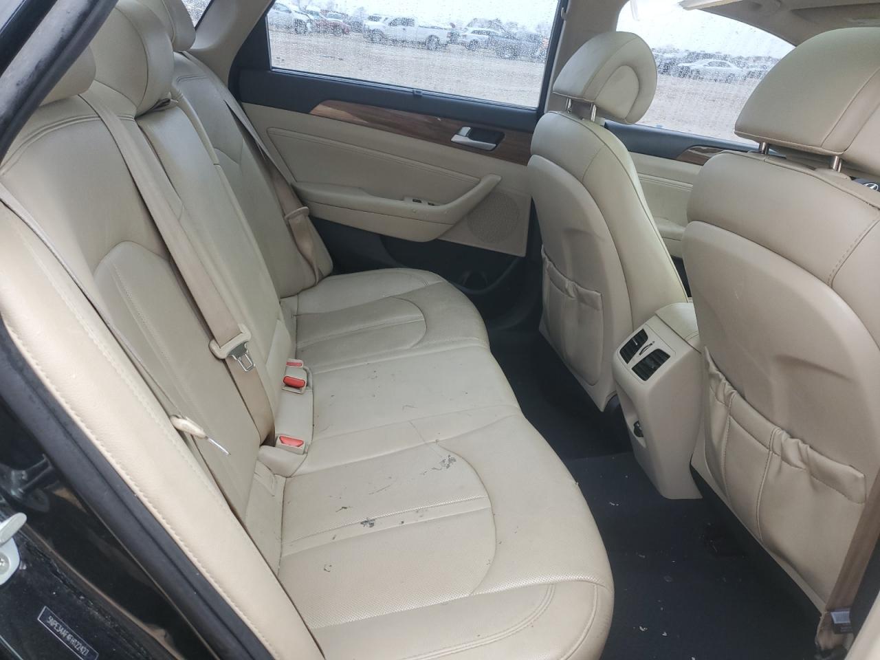 2015 Hyundai Sonata - Image 11