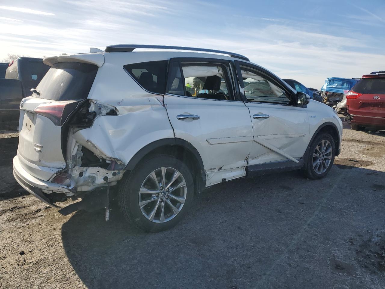 2018 Toyota RAV 4 - Image 3