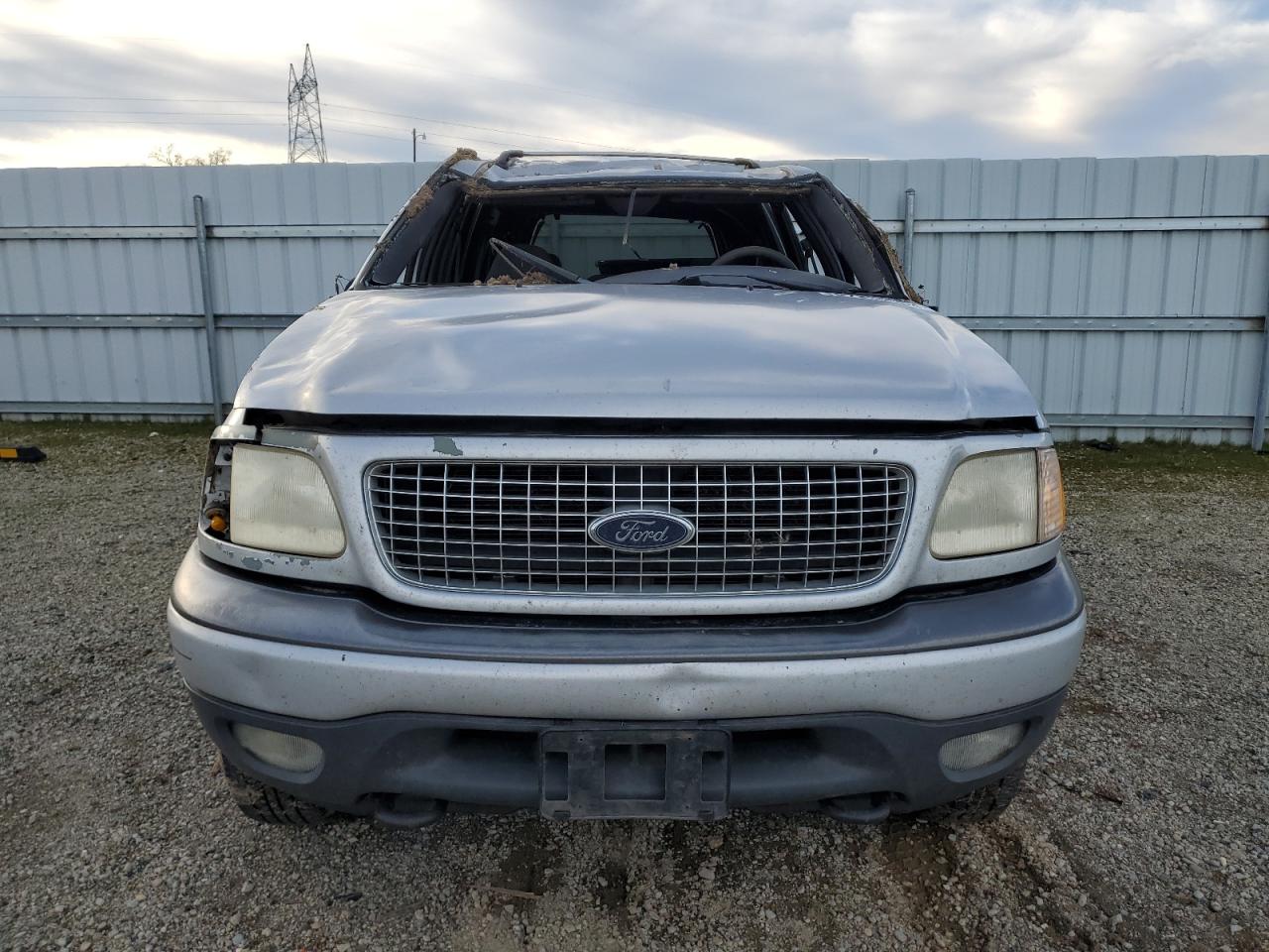 2001 Ford Expedition - Image 5