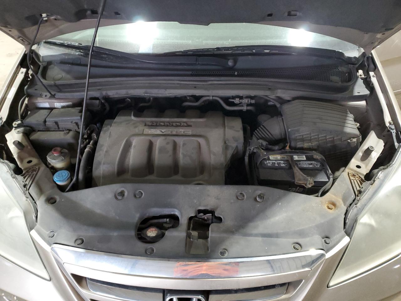 2005 Honda Odyssey - Image 12