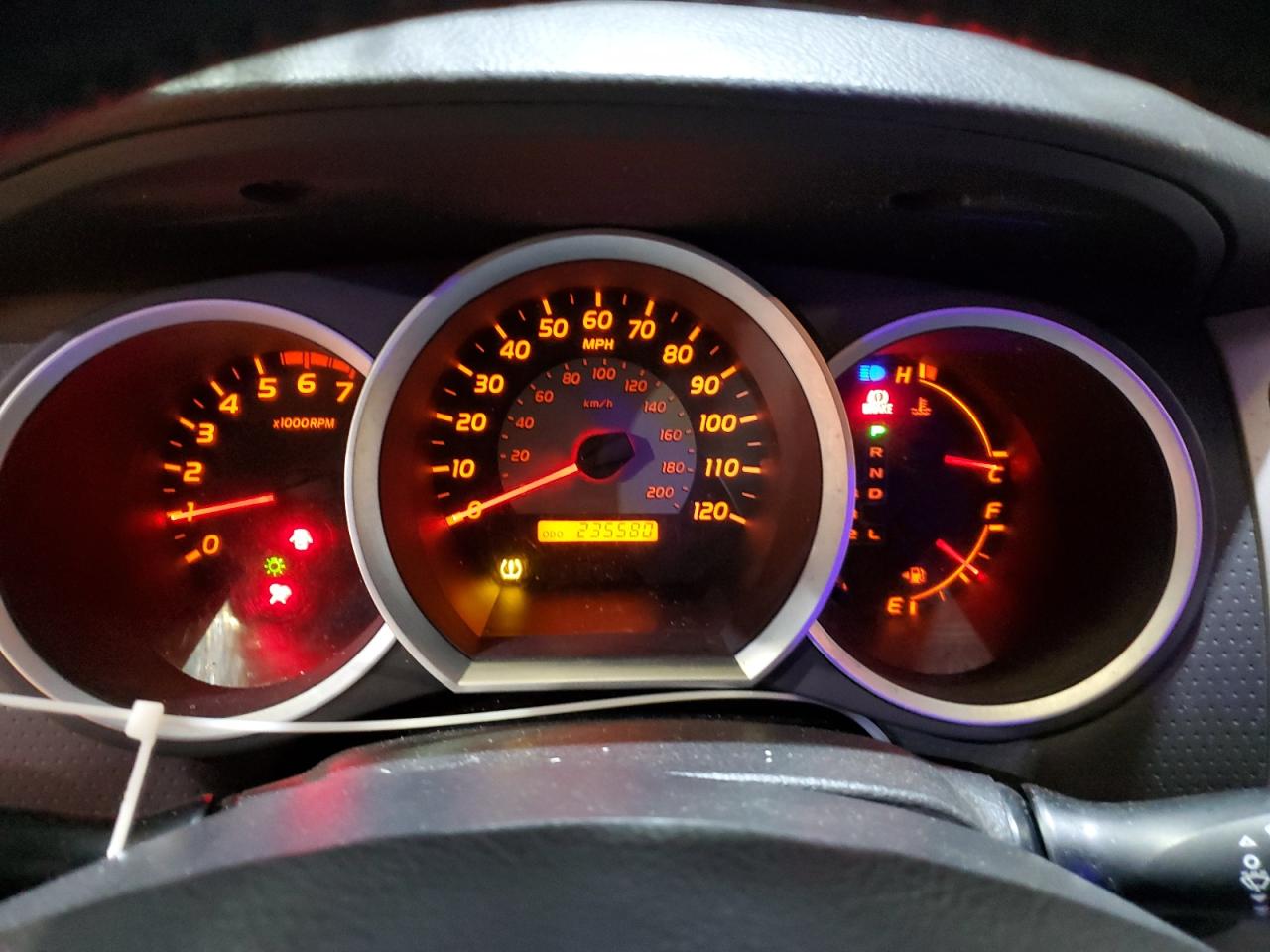 2009 Toyota Tacoma - Image 9