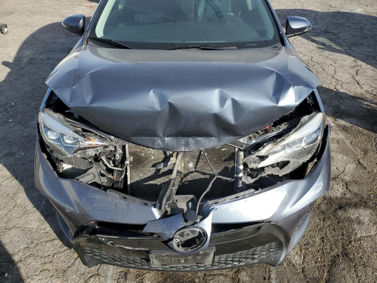 2018 Toyota Corolla - Image 11