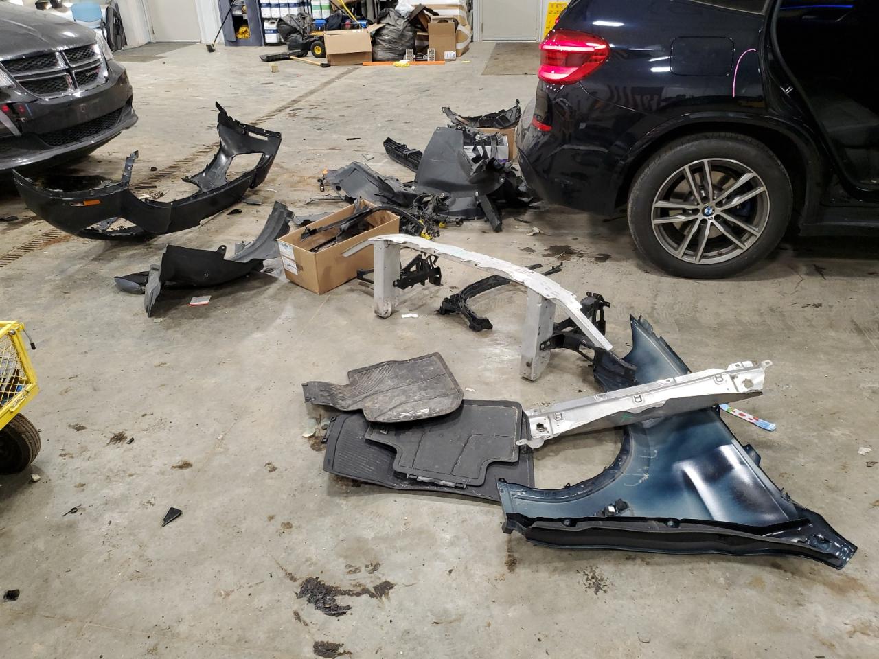 5UXTS3C51J0Y98477 BMW X3 2018. Фото: 12