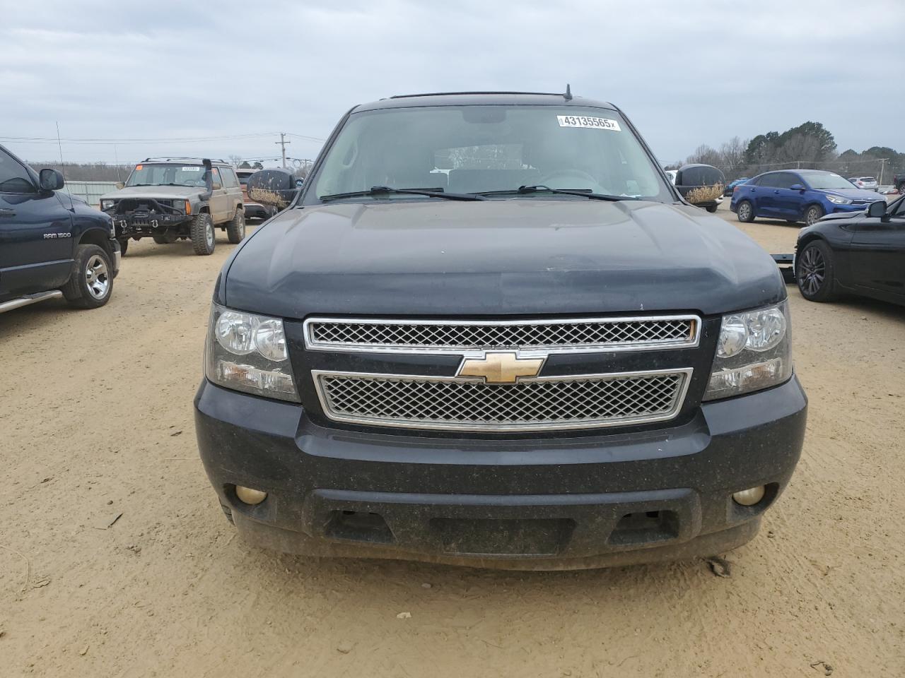 2010 Chevrolet Tahoe - Image 5