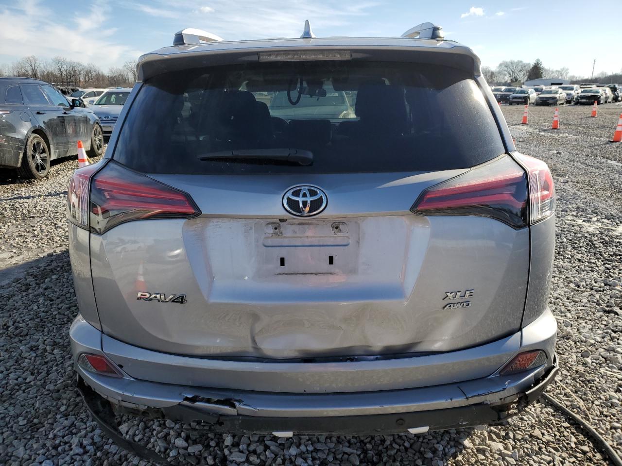 2016 Toyota RAV 4 - Image 6