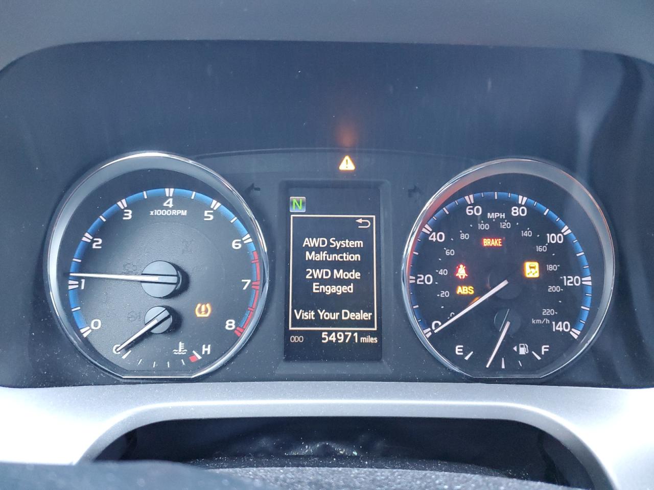 2016 Toyota RAV 4 - Image 9
