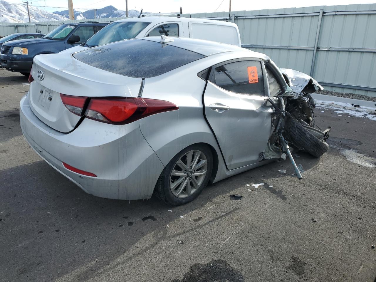 2016 Hyundai Elantra - Image 3