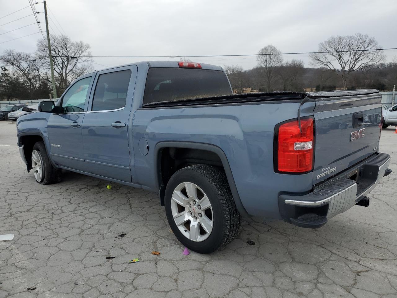 2015 GMC Sierra - Image 2