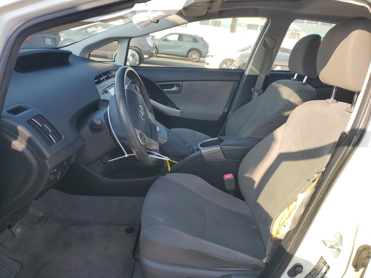 2013 Toyota Prius - Image 7