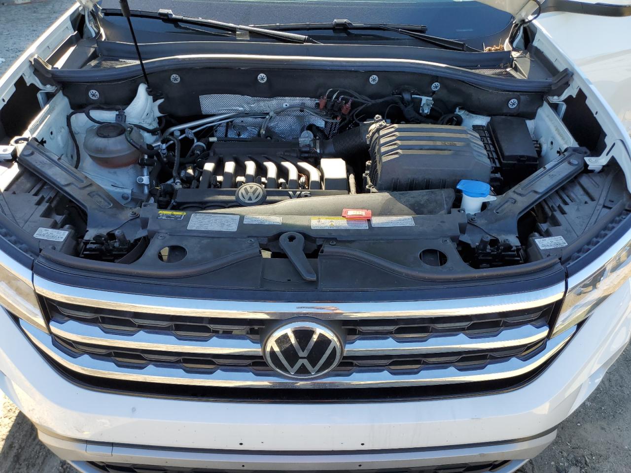 2021 Volkswagen Atlas - Image 12