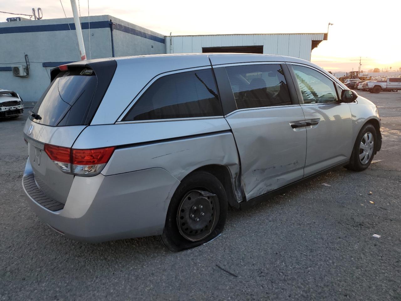 2015 Honda Odyssey - Image 3