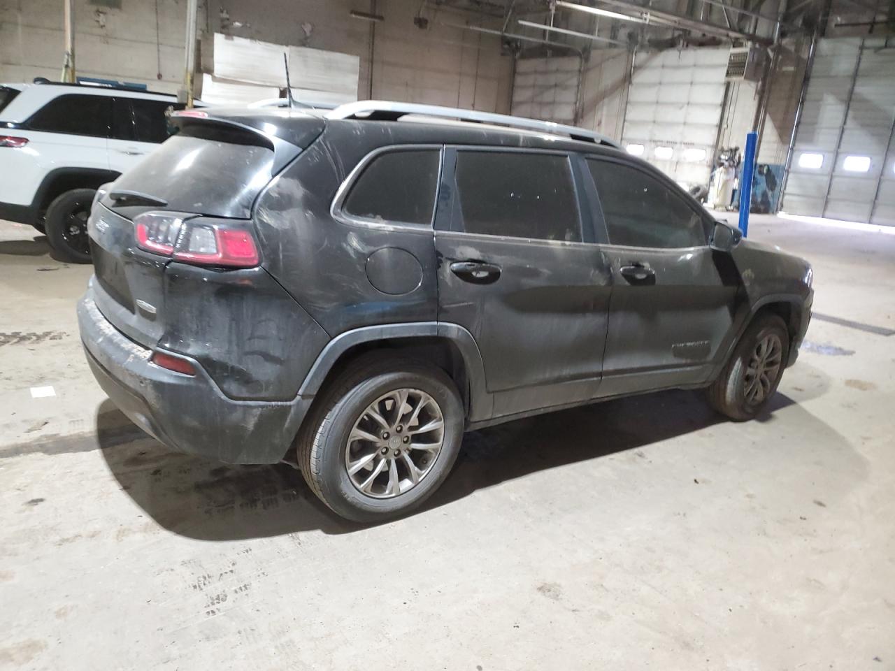 2020 Jeep Grand Cherokee - Image 3