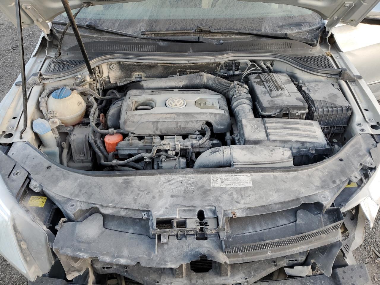 2010 Volkswagen Passat CC - Image 11