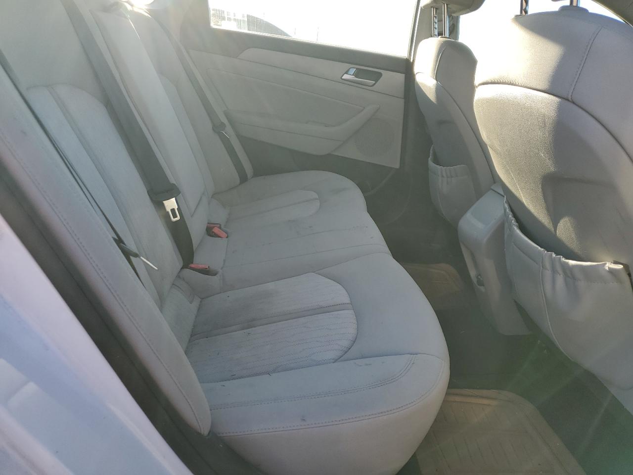 2016 Hyundai Sonata - Image 10