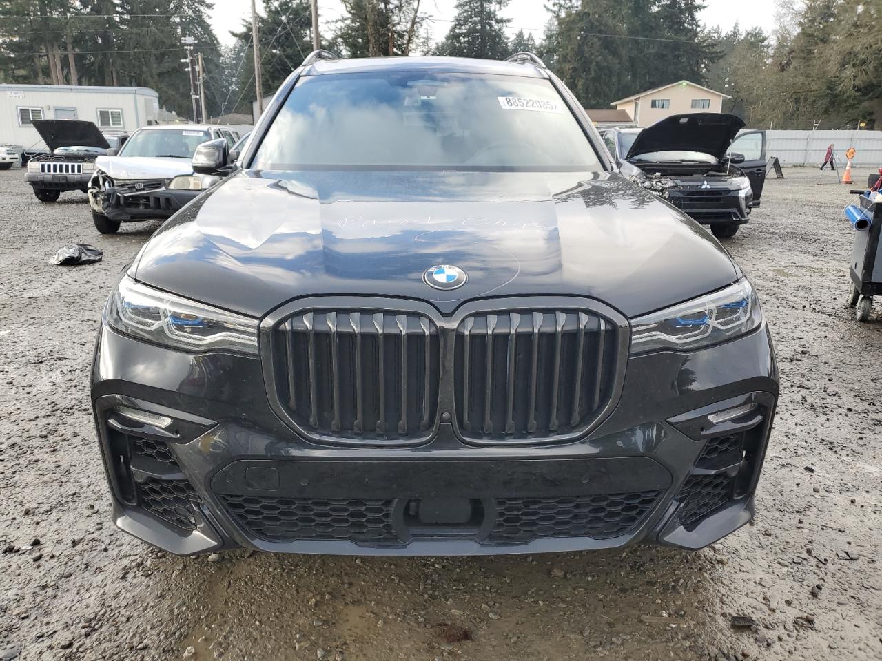 2022 BMW X7 - Image 5