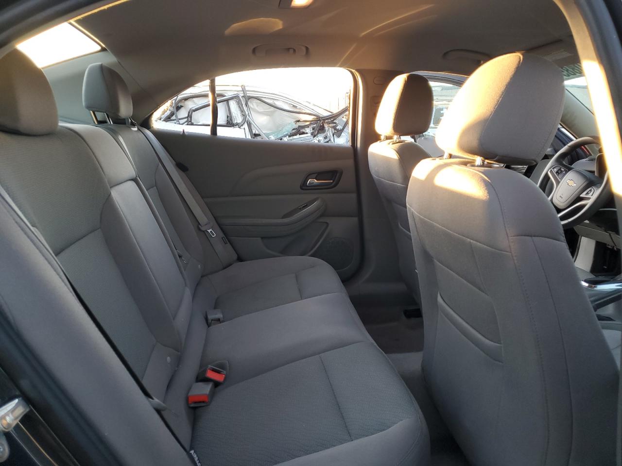 2014 Chevrolet Malibu - Image 10