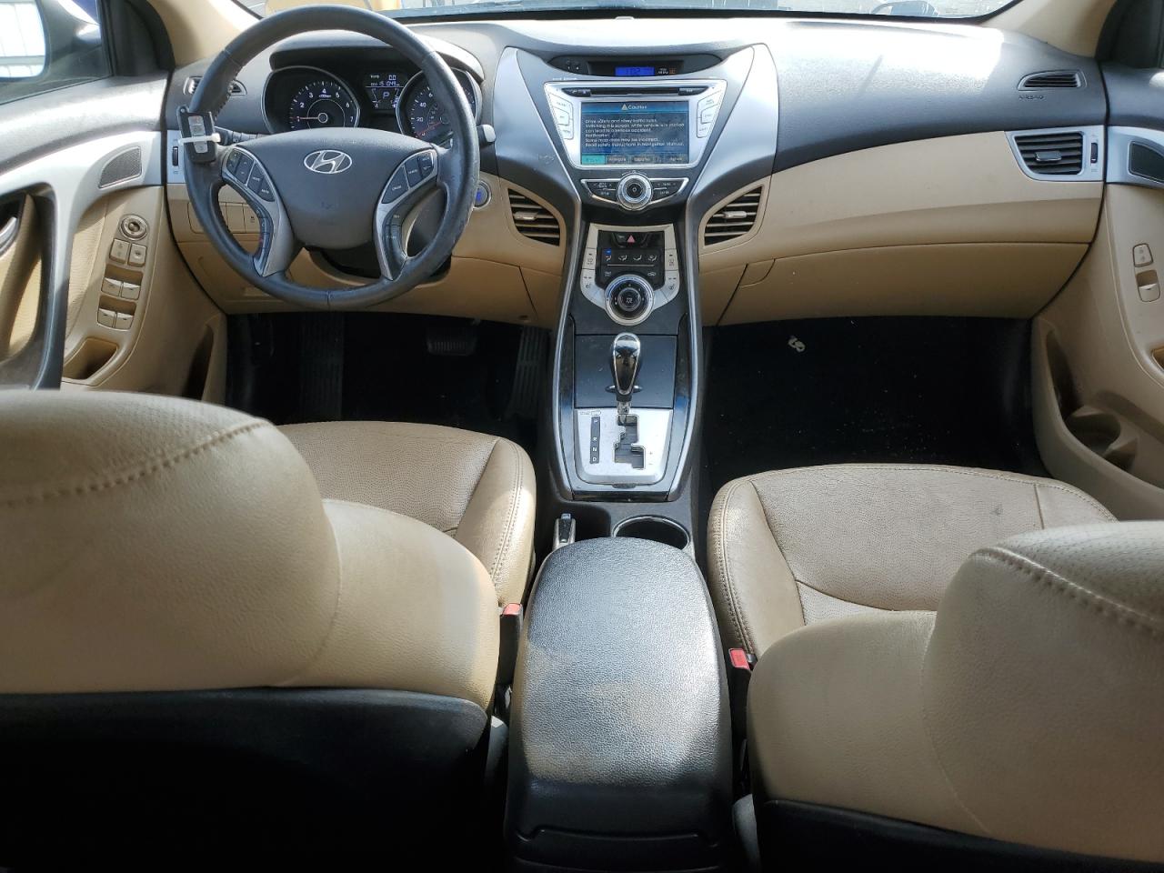 2012 Hyundai Elantra - Image 8