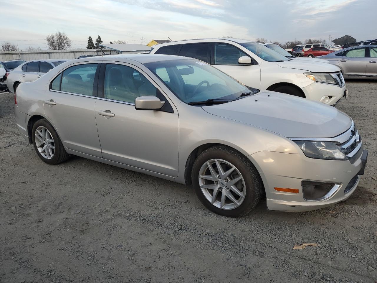 2010 Ford Fusion - Image 4