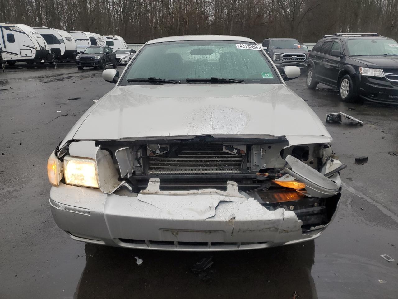 2008 Mercury Grand Marquis - Image 5