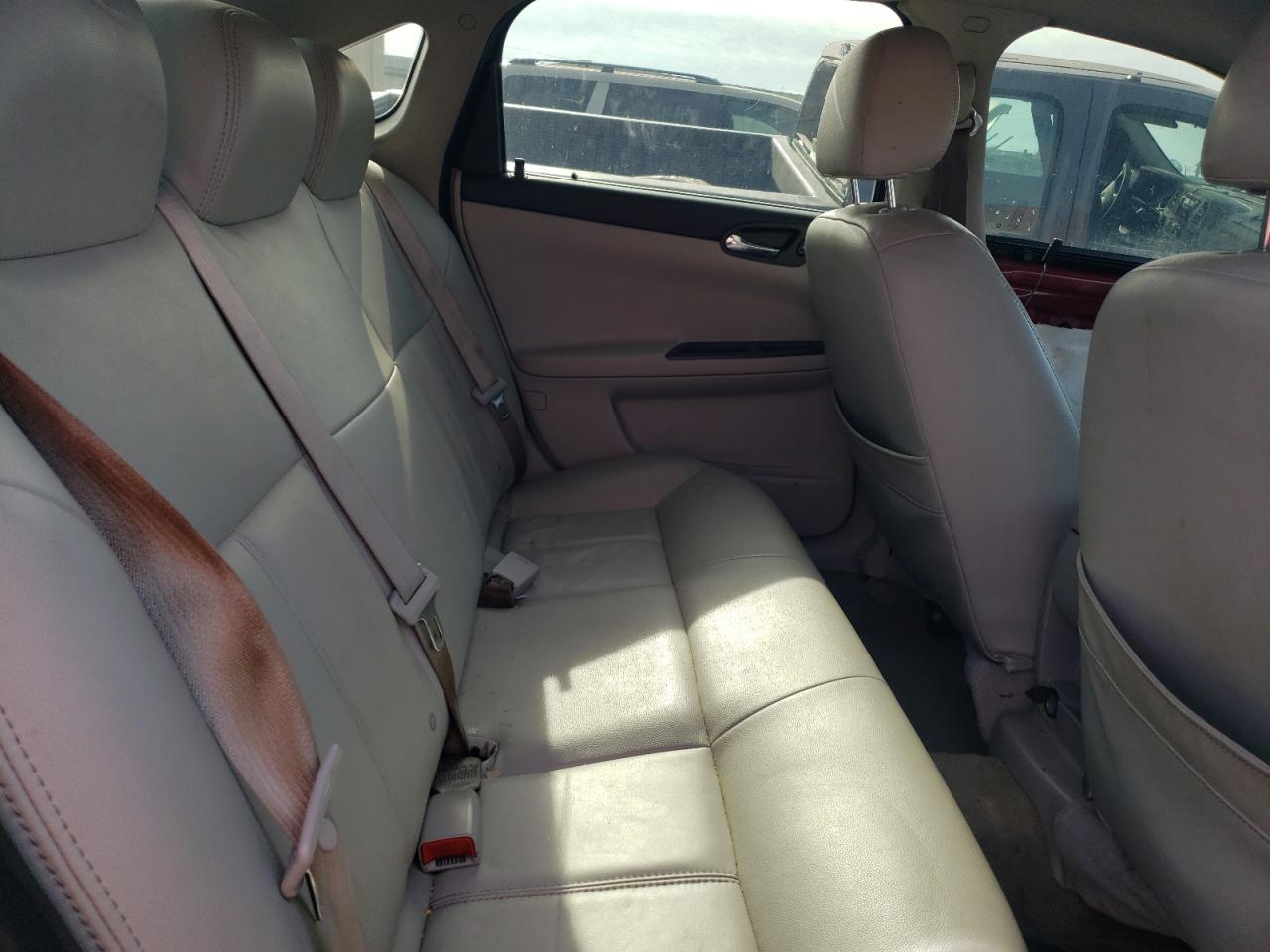 2008 Chevrolet Impala - Image 10
