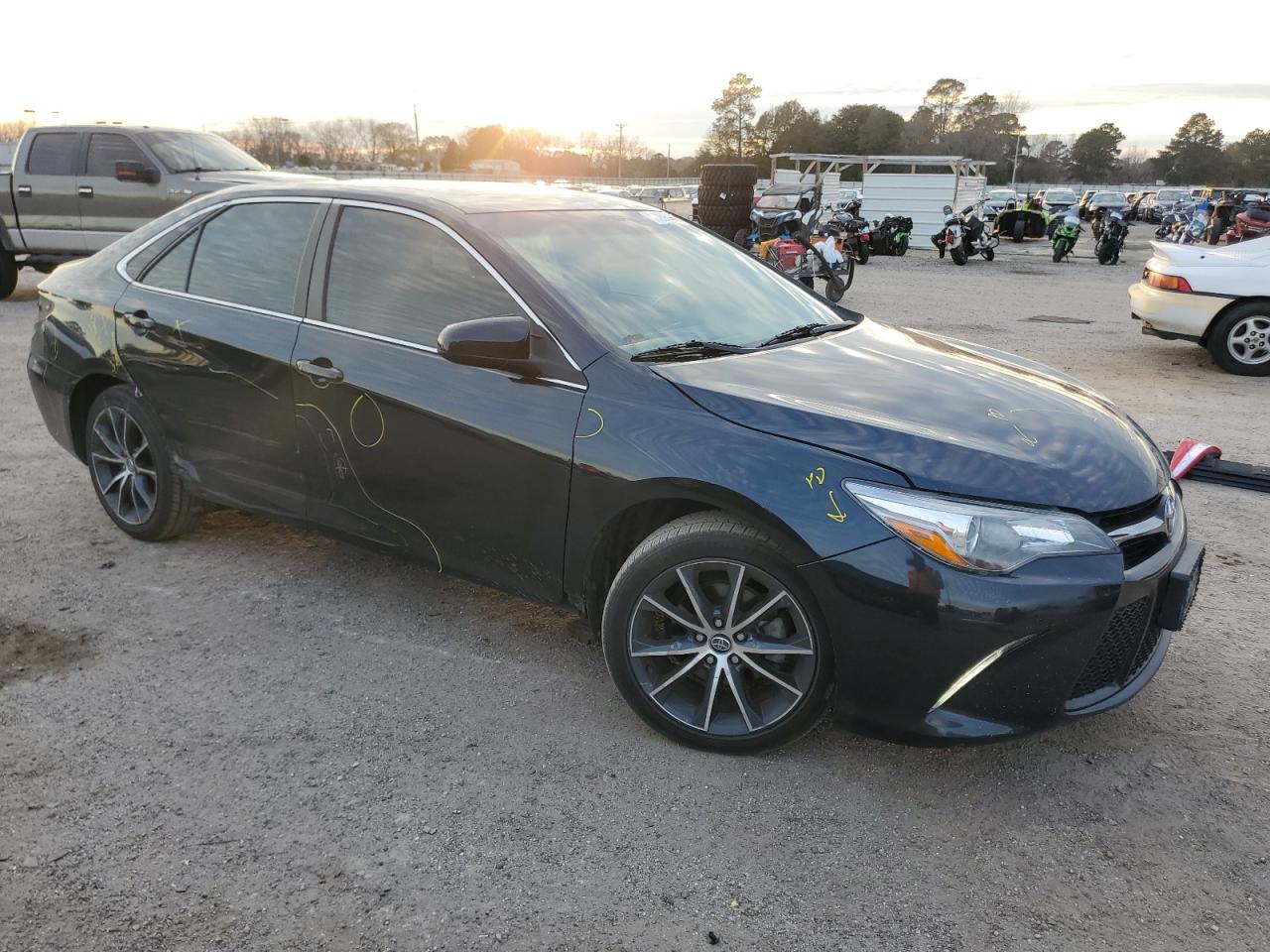 2015 Toyota Camry - Image 4
