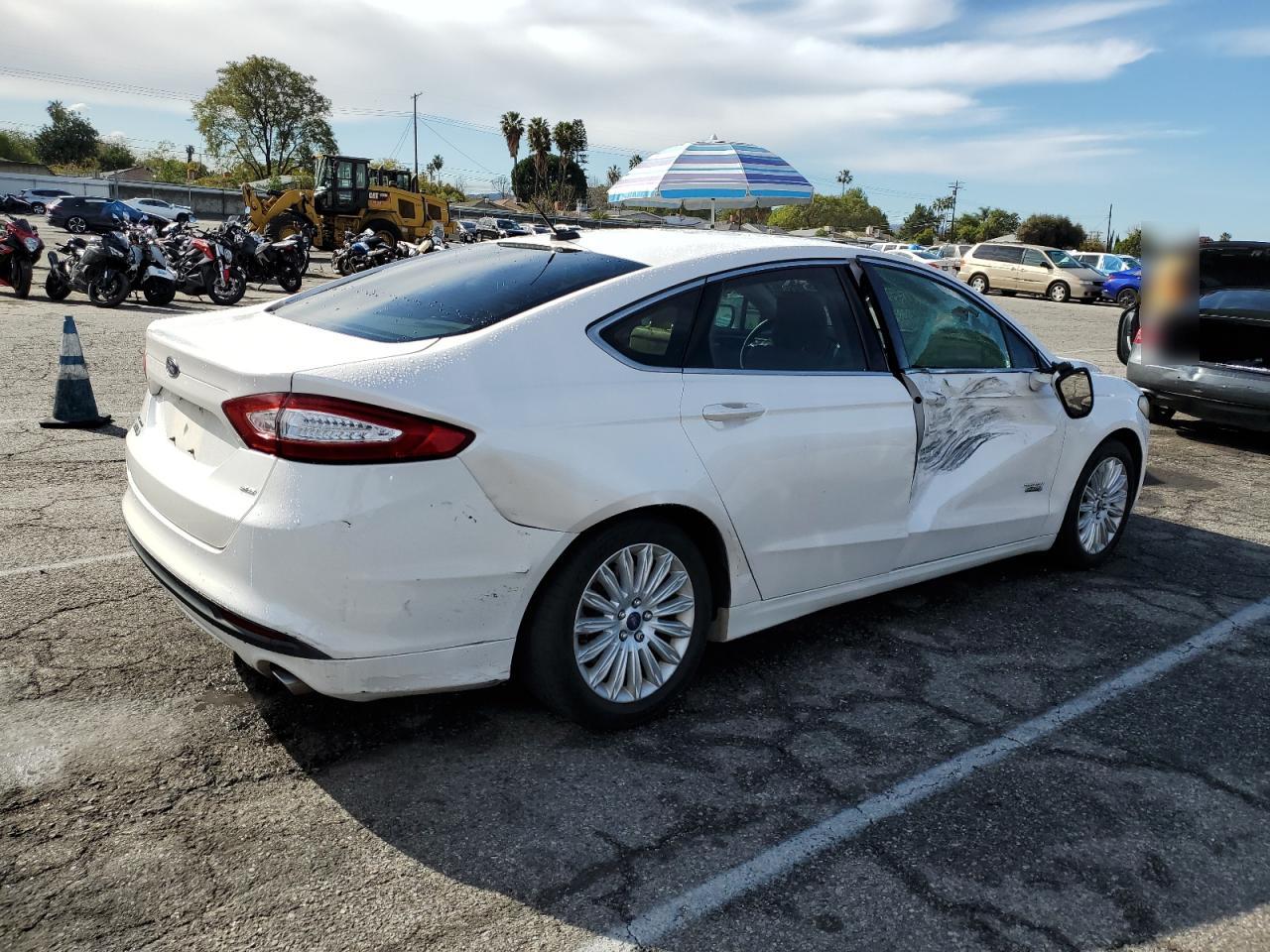 2014 Ford Fusion - Image 3