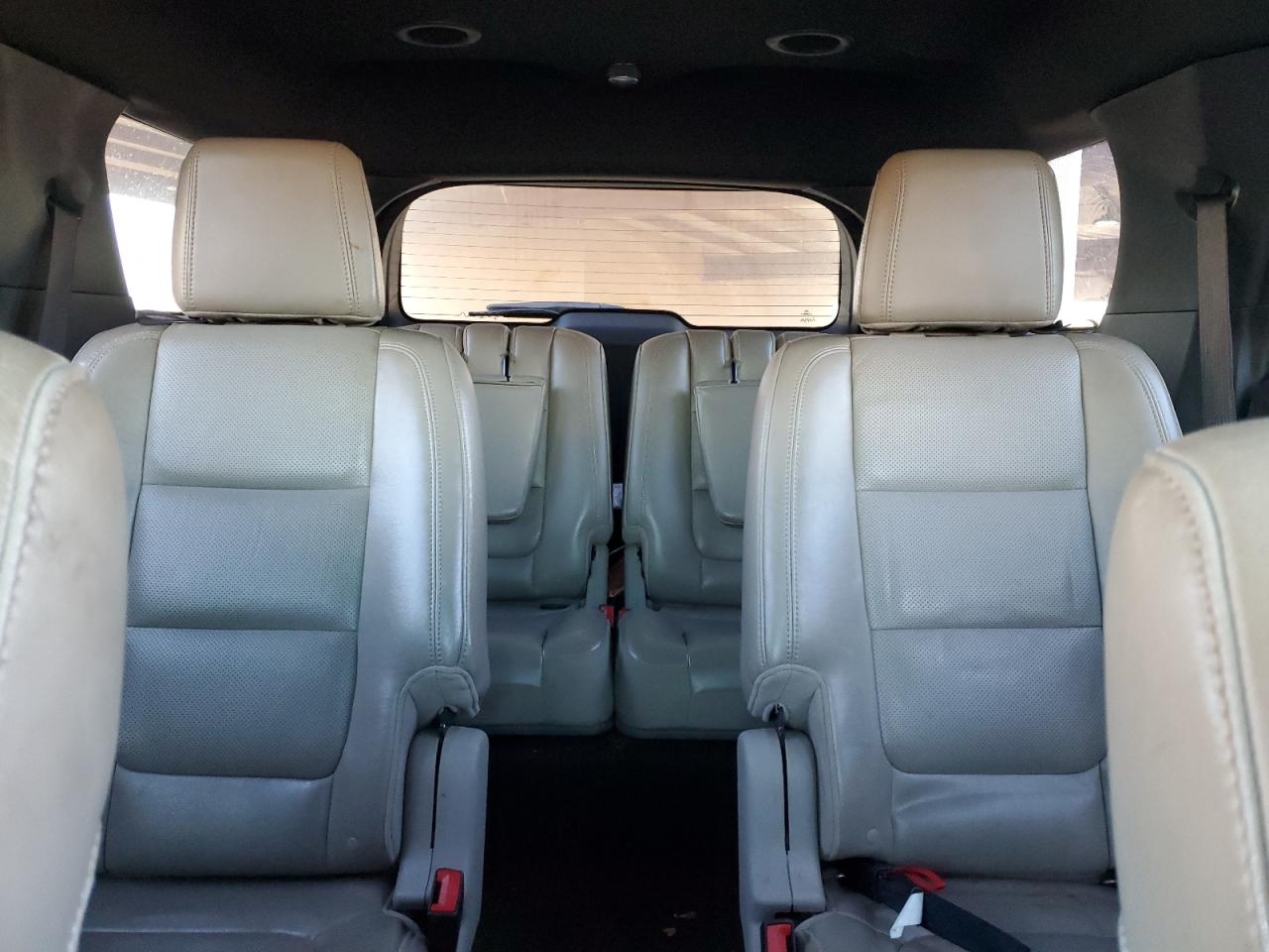 2012 Ford Explorer - Image 10