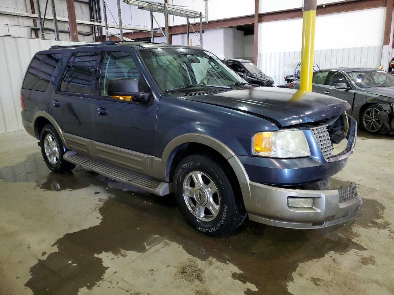 2004 Ford Expedition - Image 4