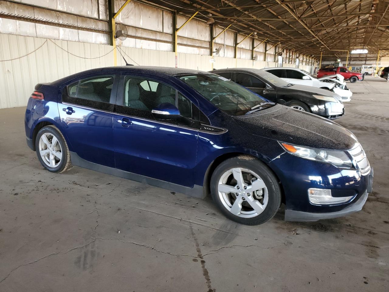 2013 Chevrolet Volt - Image 4
