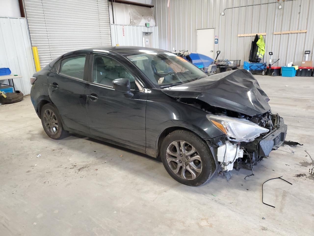 2018 Toyota Yaris - Image 4