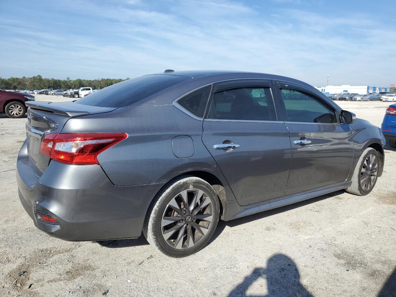 2016 Nissan Sentra - Image 3