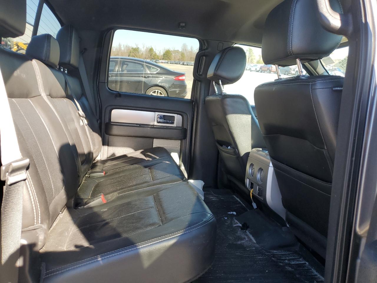 2013 Ford F-150 - Image 10