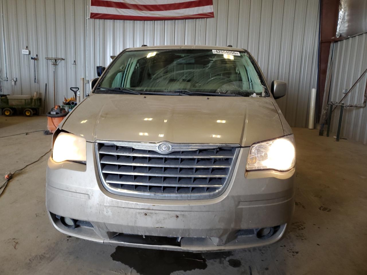 2008 Chrysler Town & Country - Image 5