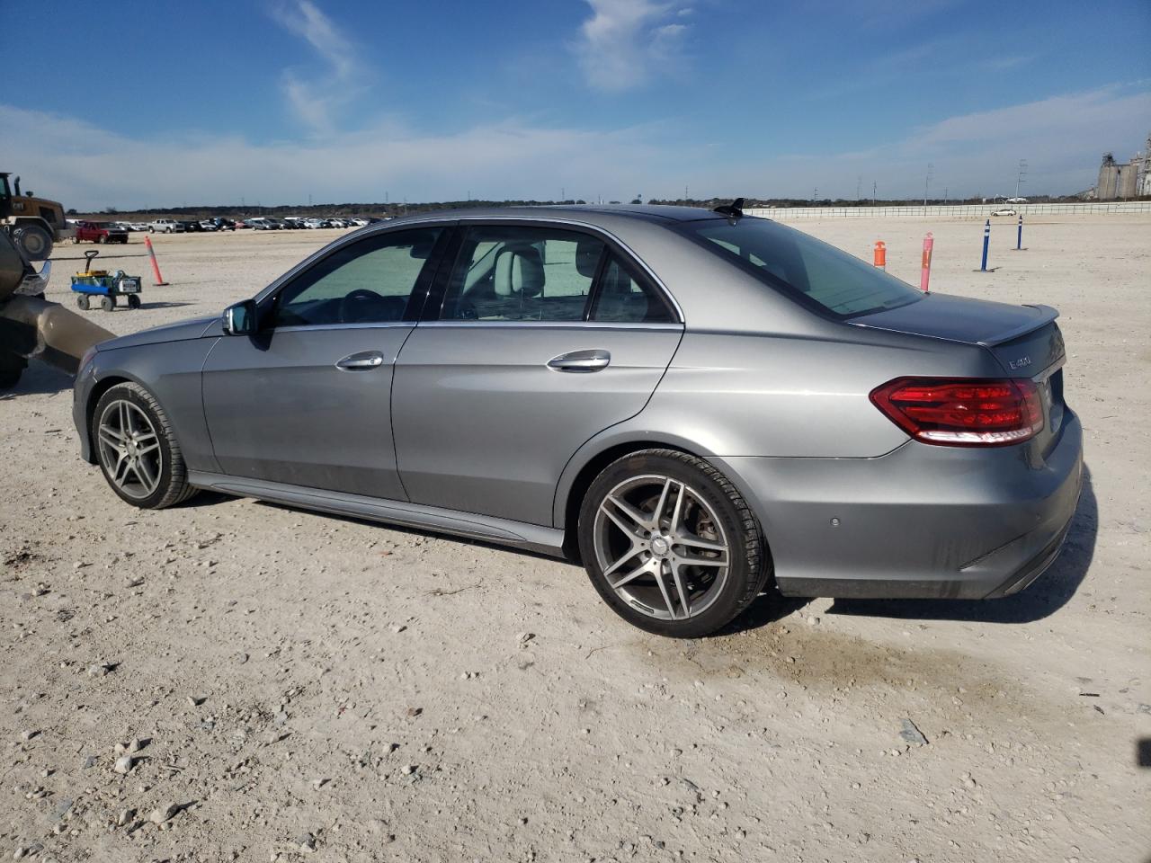 2015 Mercedes-Benz E-klasse - Image 2