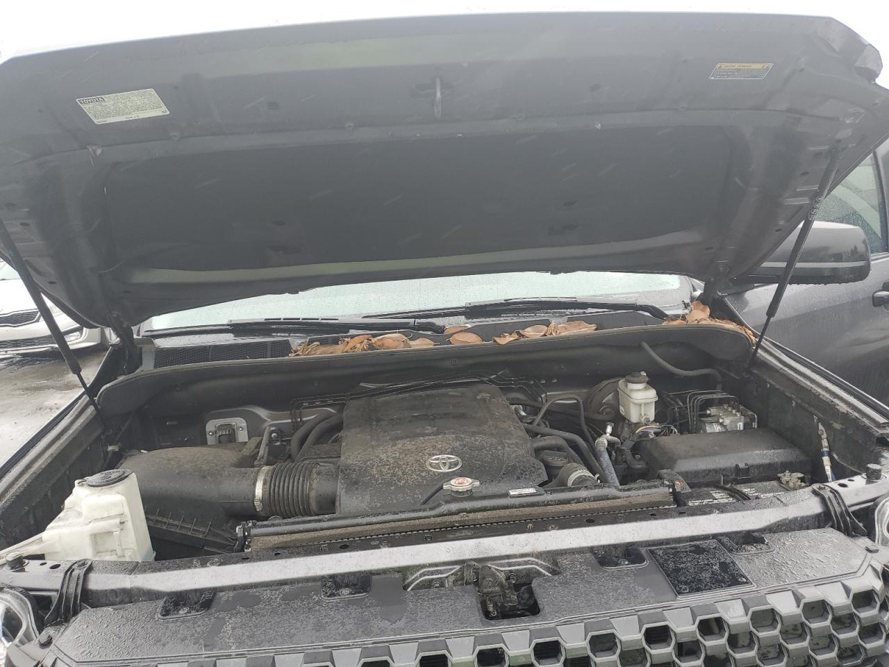 2020 Toyota Tundra - Image 11