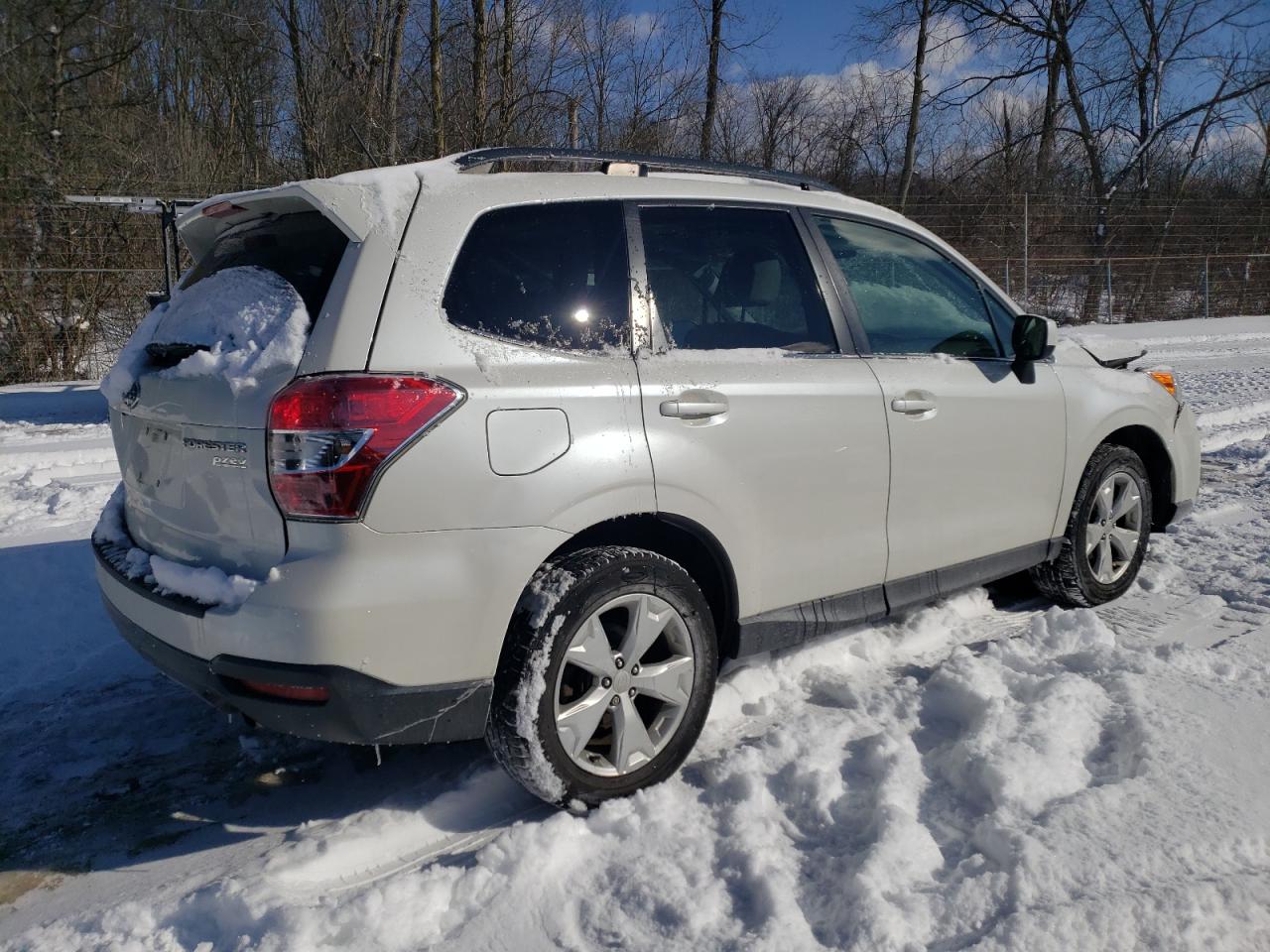 2015 Subaru Forester - Image 3