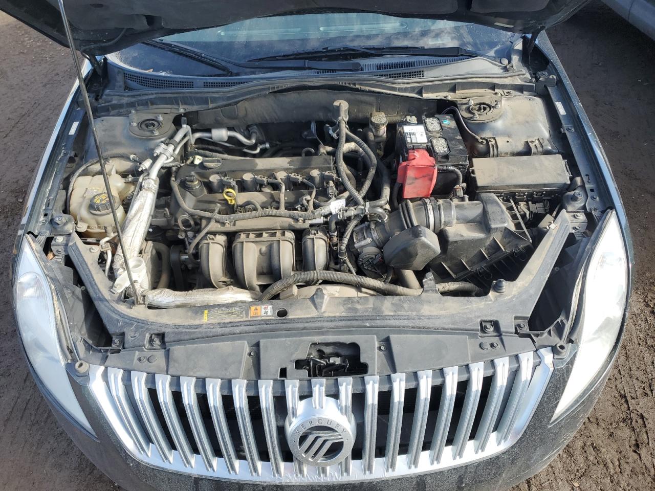 2010 Mercury Milan - Image 11