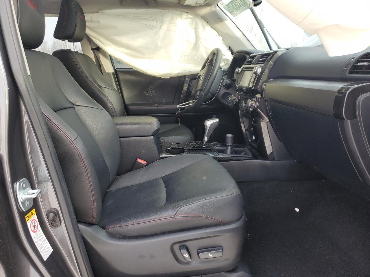 2019 Toyota 4Runner - Image 7