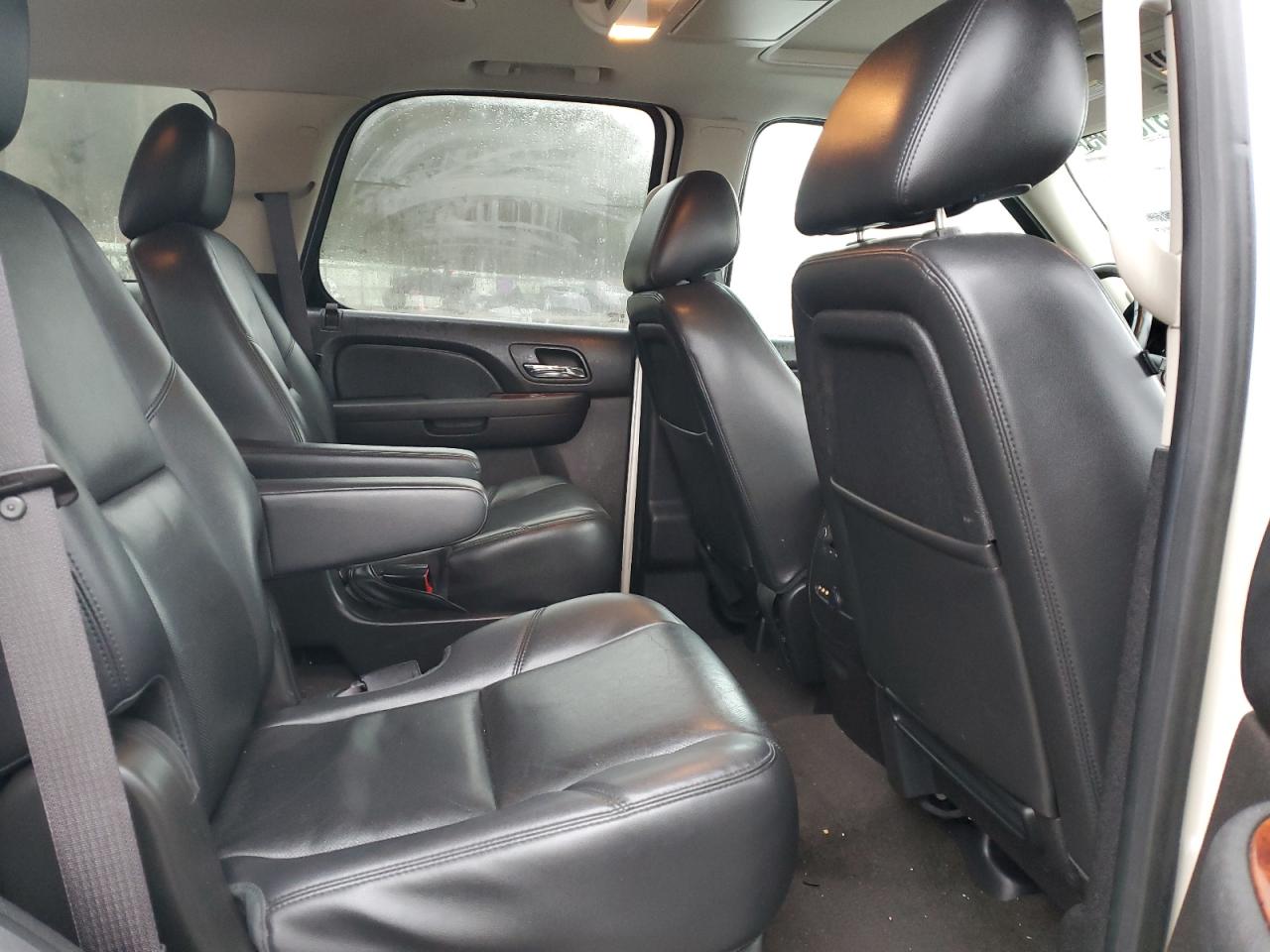2013 Chevrolet Tahoe - Image 12
